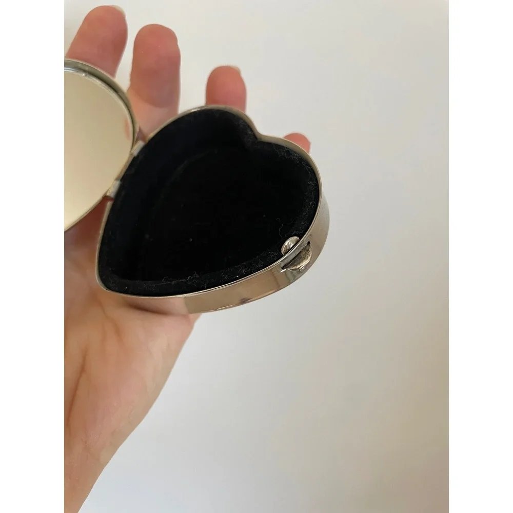N/A heart shaped